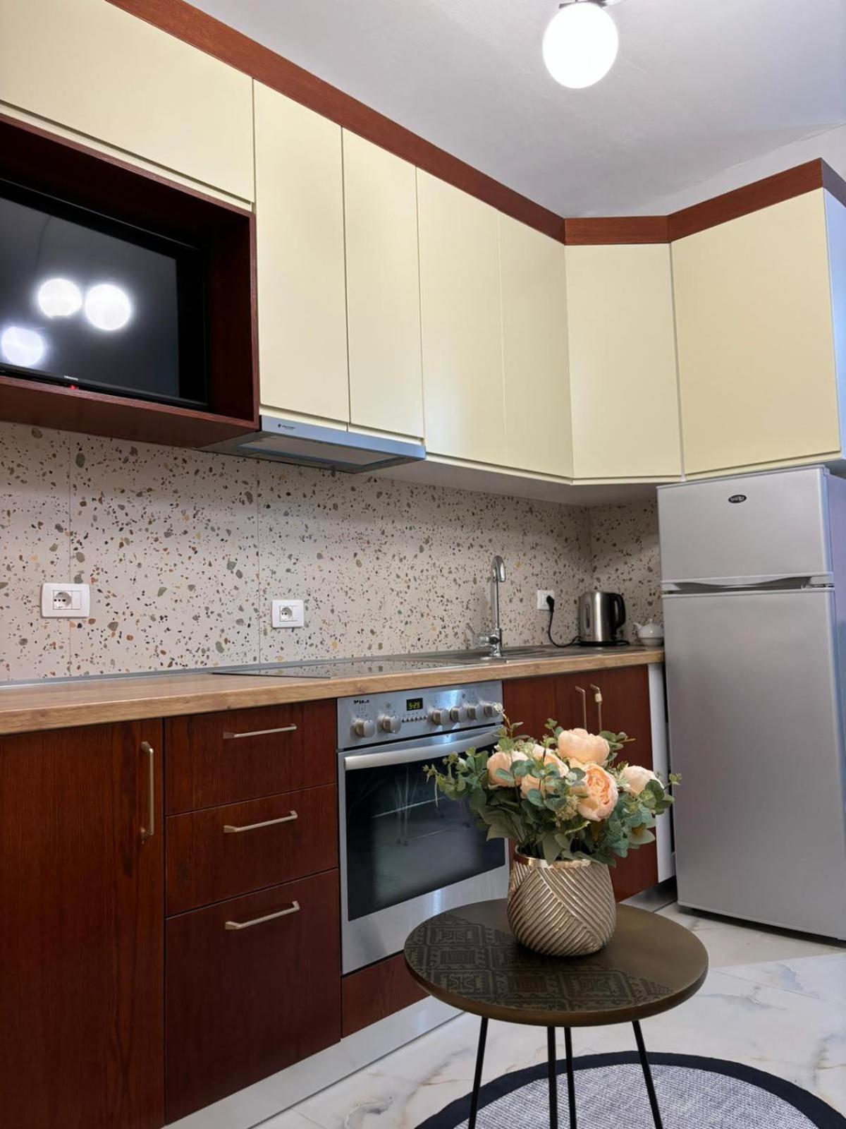 Gloria Prestige Apartment Tirana Exterior photo